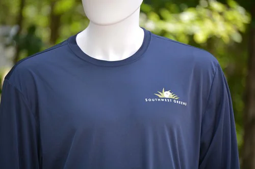 CLOTHING & ACCESSORIES THAT WORKS ON AND OFF THE COURSE