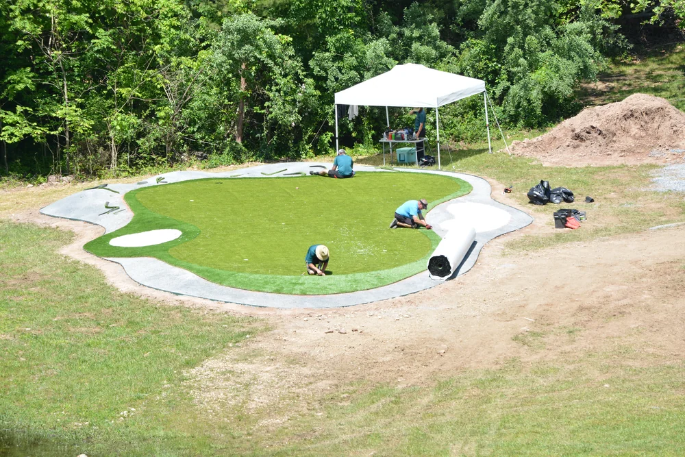 What to Expect From a Professional Artificial Turf Installation in Pittsburgh