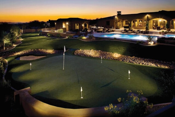 Pittsburgh backyard putting green