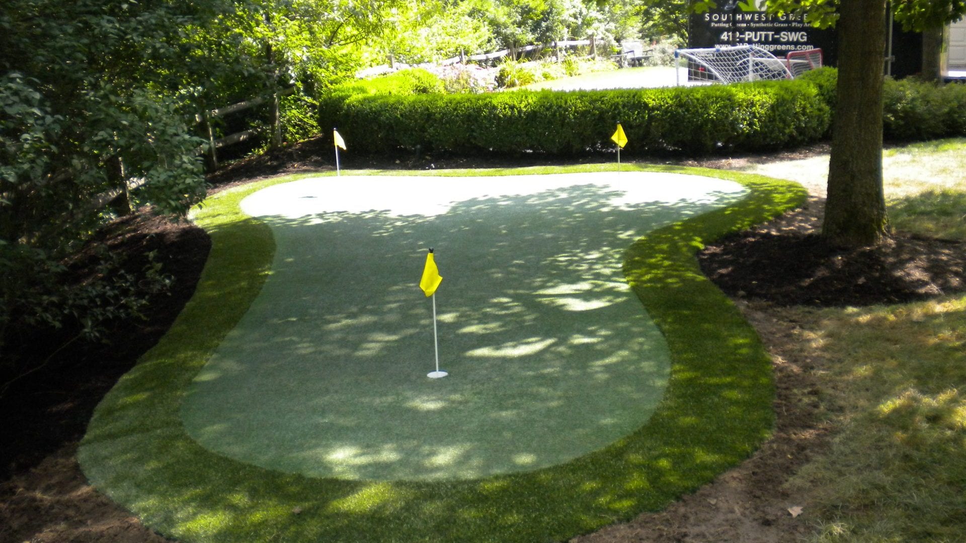 Synthetic Golf Green